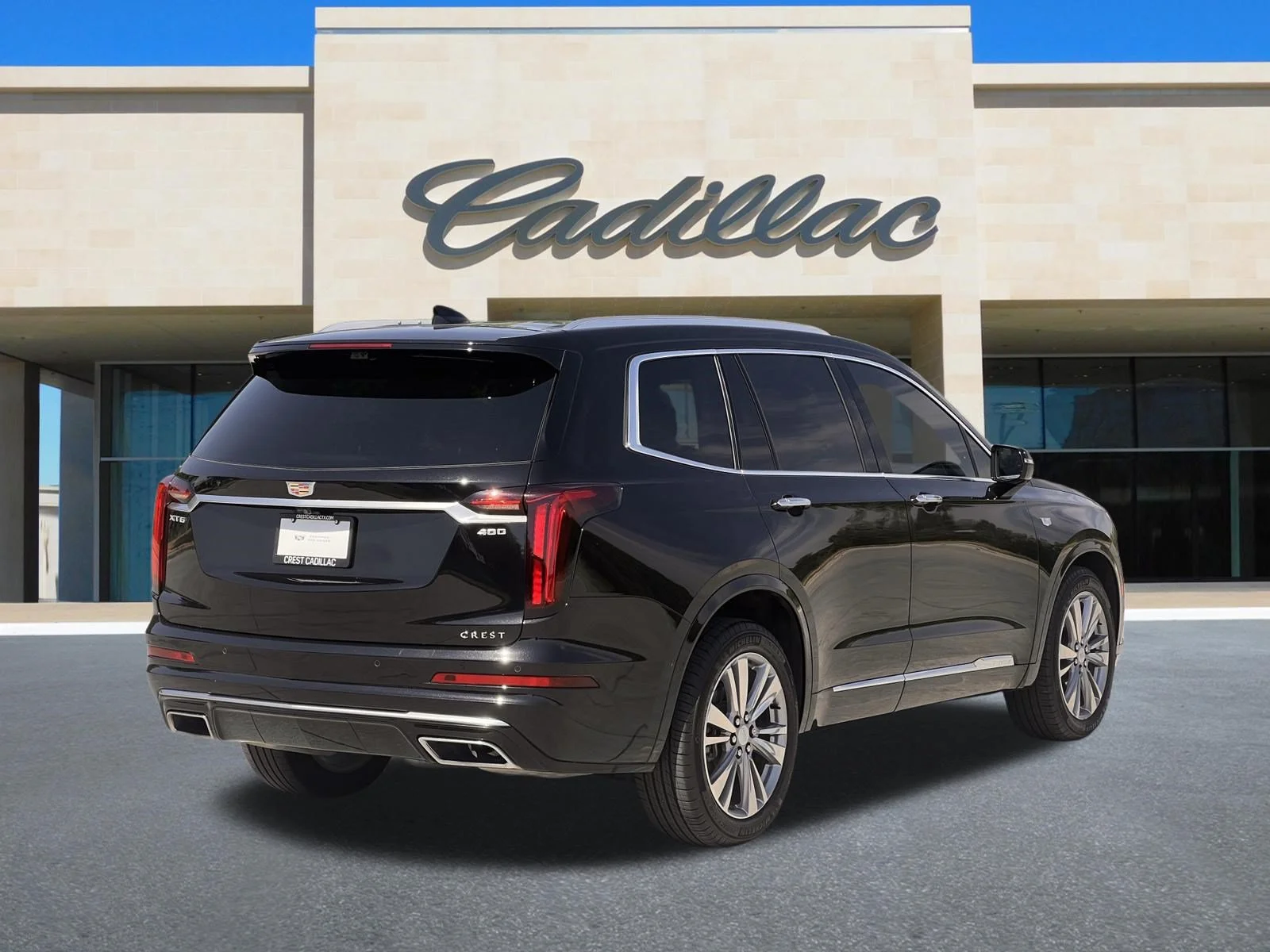 Cadillac-XT6-2