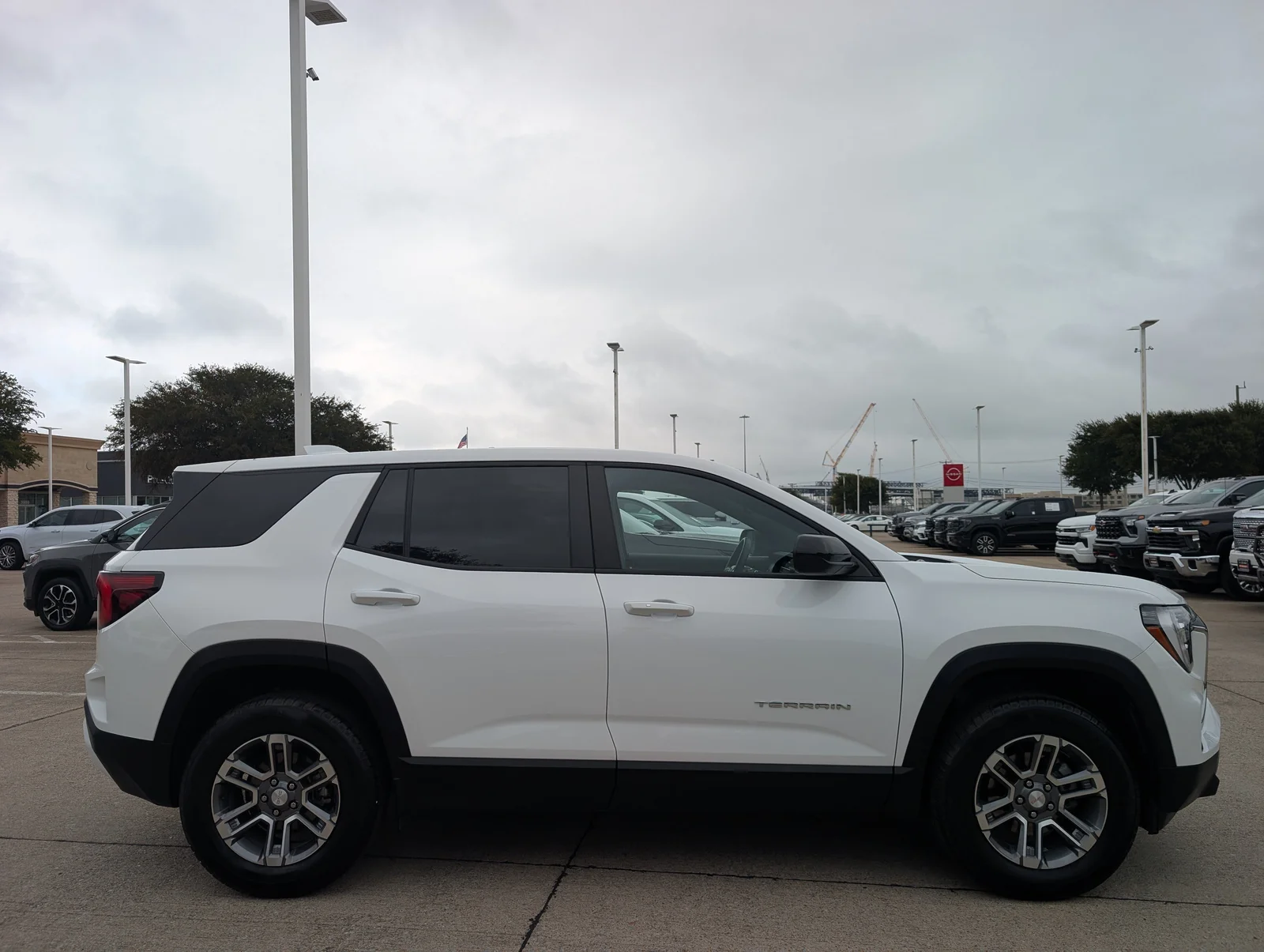 GMC-Terrain-2