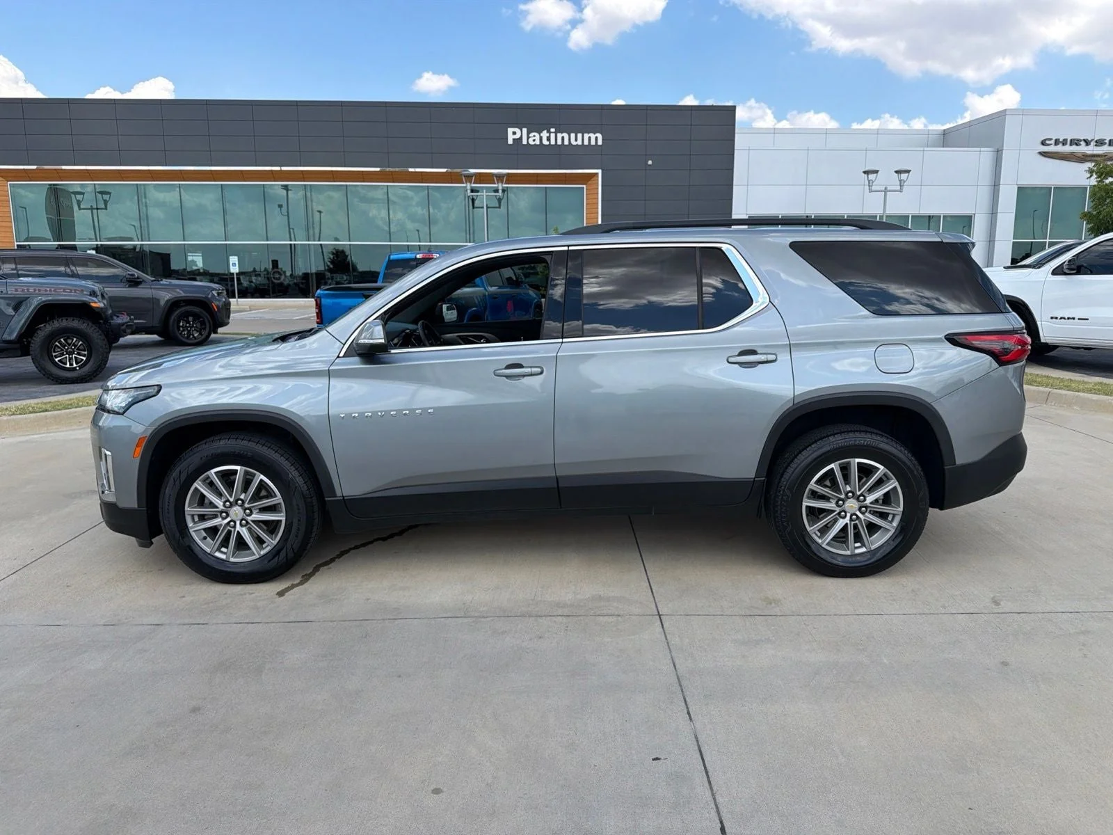 Chevrolet-Traverse-1