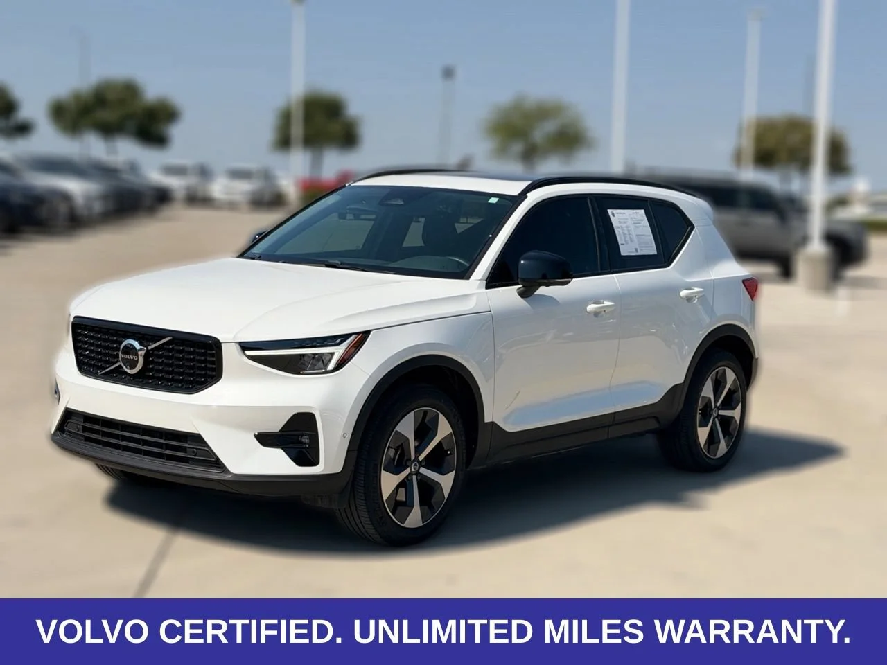 Volvo-XC40-2