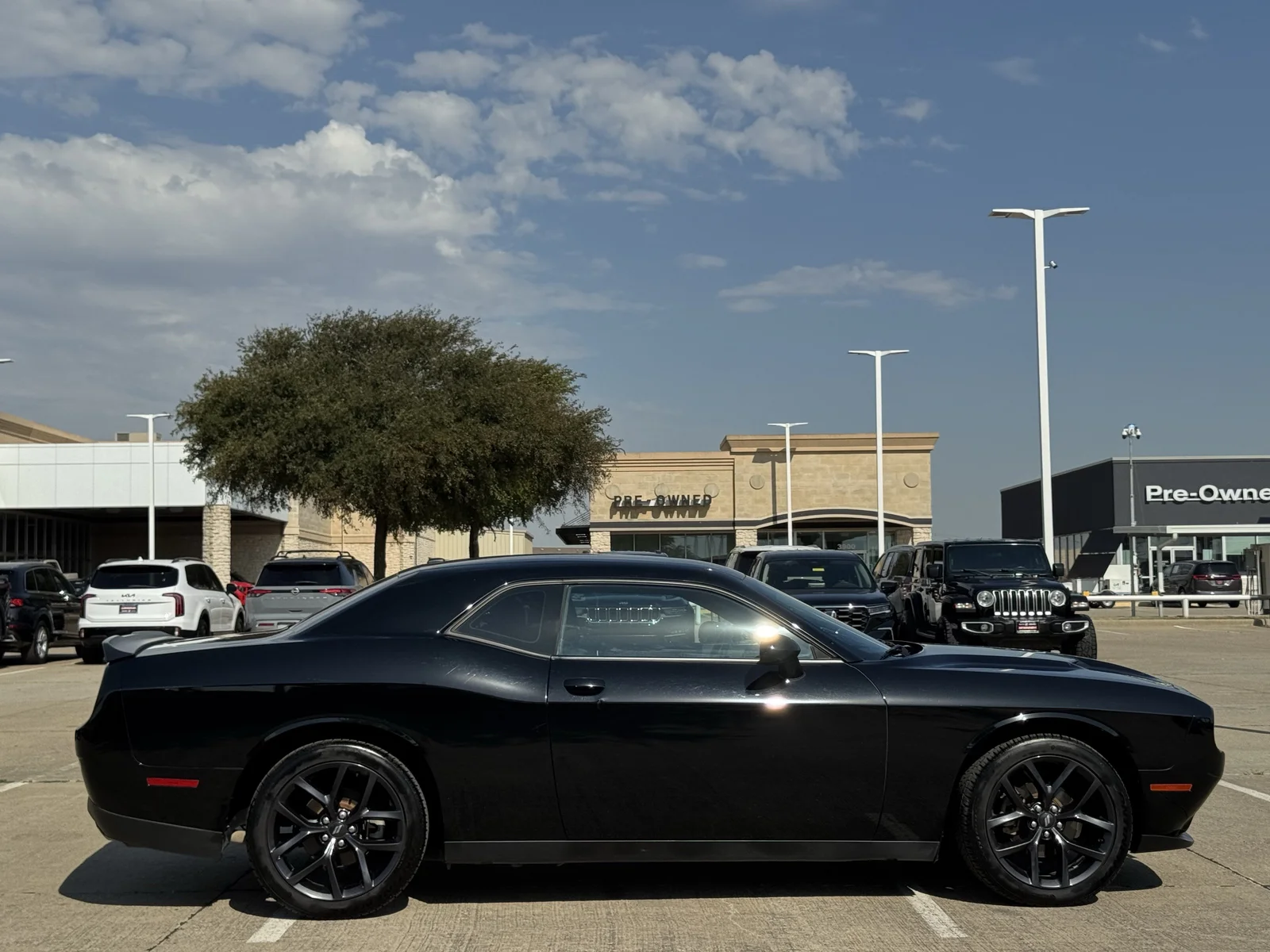 Dodge-Challenger-2
