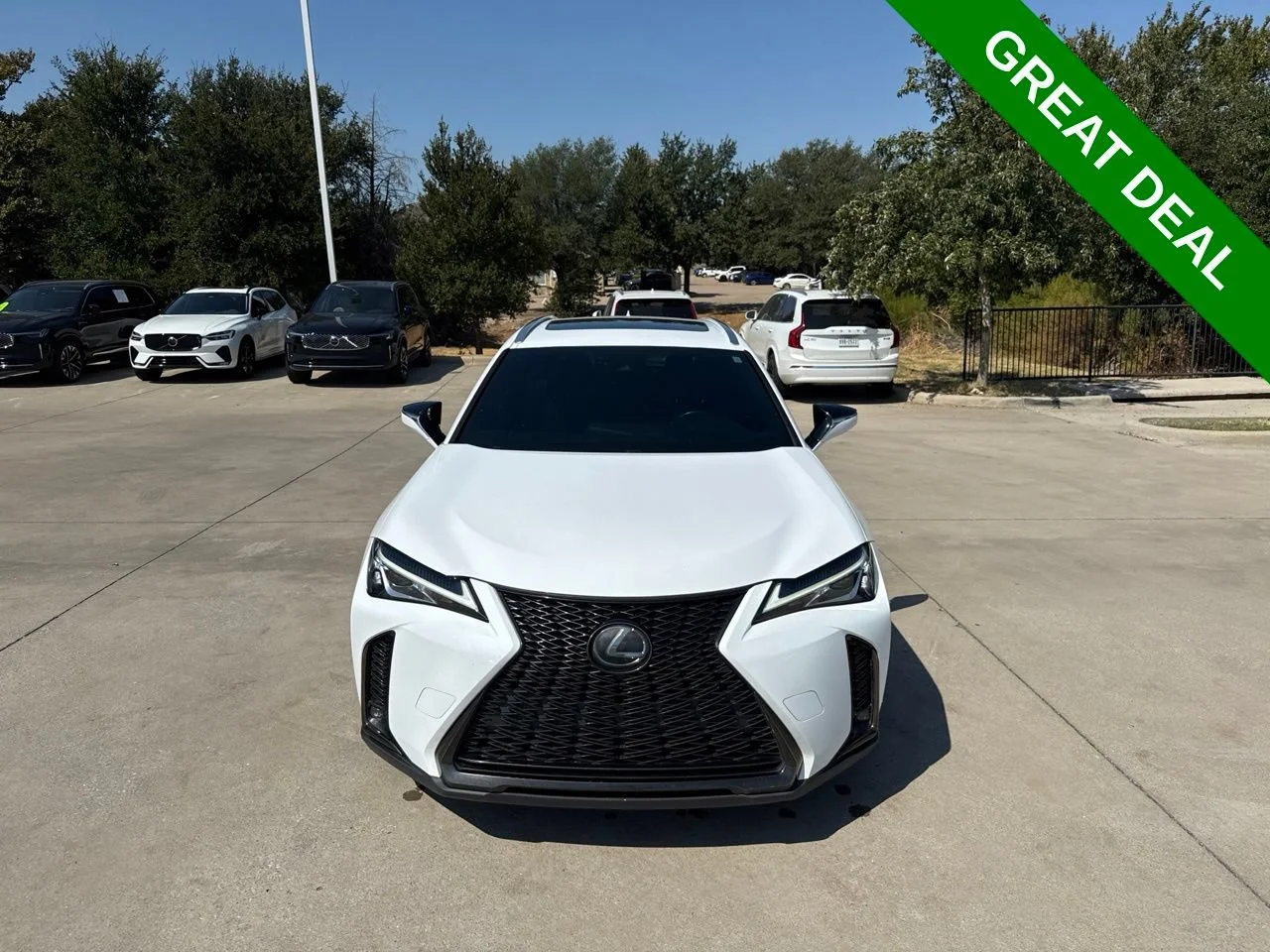 Lexus-Ux-1