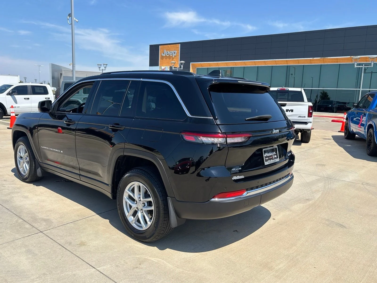 Jeep-Grand Cherokee-2