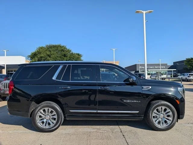 GMC-Yukon-2