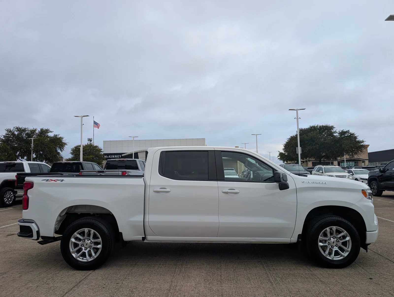 Chevrolet-Silverado 1500-2